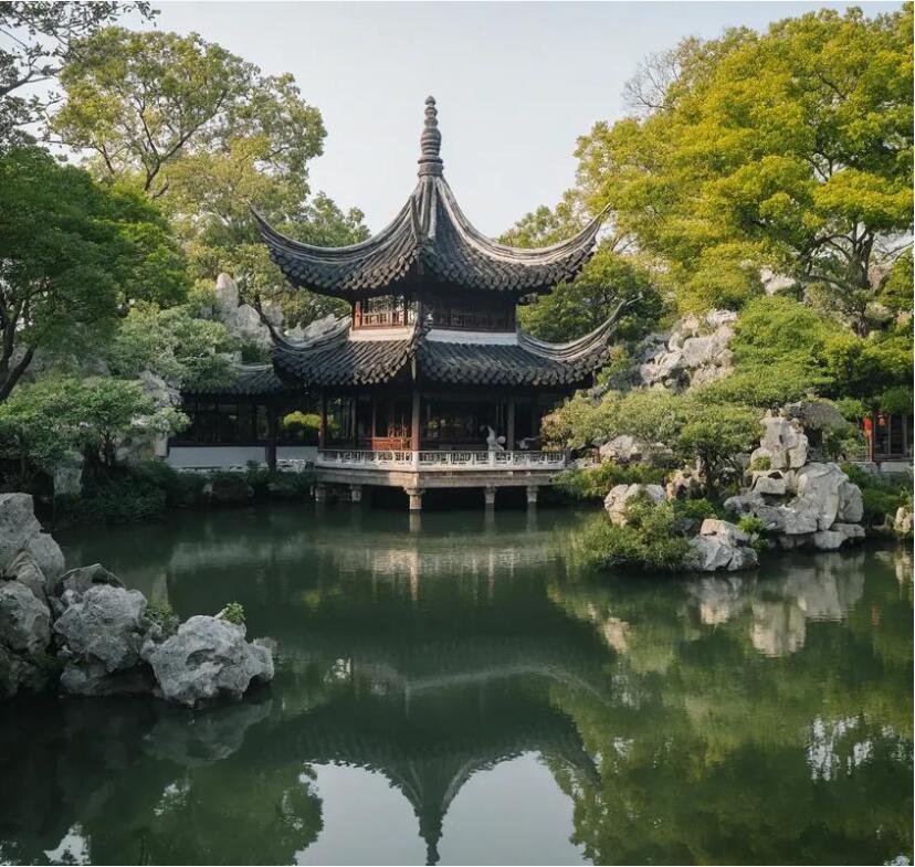 四川迷失餐饮有限公司